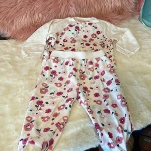 Floral pants outfit